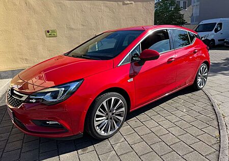 Opel Astra Innovation / LEDER / NAVI / MATRIX LED