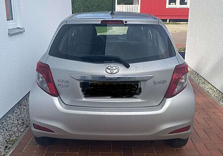 Toyota Yaris 1.0 VVT-i Cool