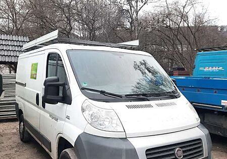 Fiat Ducato L1H1 verglast