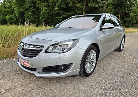 Opel Insignia Innovation *Automatic-Navi-Panoramadach-Xenon*