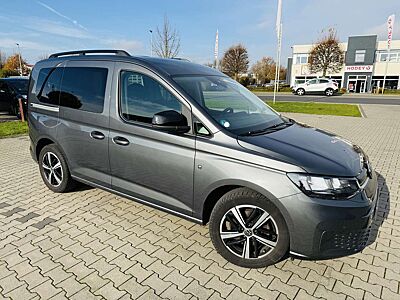Volkswagen Caddy 1.5 TSI BlueMotionT HeckFlügelTür AnhängerK SitzHZ Garantie
