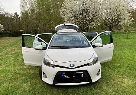 Toyota Yaris Hybrid