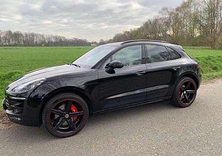 Porsche Macan GTS Voll, Panorama, AHK, 2.Hd., Kamera