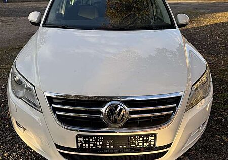 VW Tiguan Volkswagen Automatik