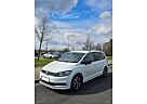 VW Touran Volkswagen 1.5 TSI DSG IQ.DRIVE 7Sitze Navi ACC