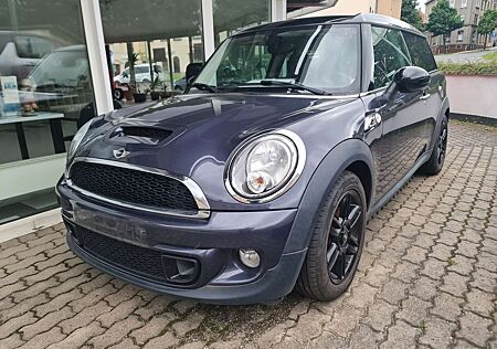 Mini Cooper SD Clubman Cooper SD Soho Harman Kardon *nur 98 TKM**2.Hd*