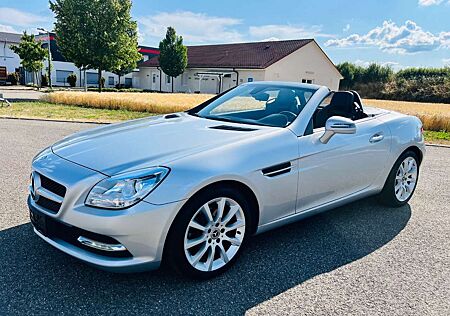 Mercedes-Benz SLK 200 Roadster BE*AUTOM*LEDER*NAVI*AIRSCARF*