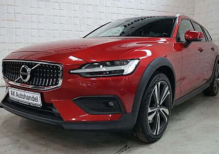 Volvo V60 Cross Country Pro AWD,Automatik,LED