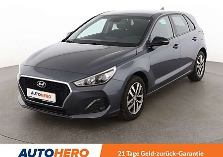 Hyundai i30 1.4 YES! *NAVI*SHZ*PDC*SPUR*TEMPO*