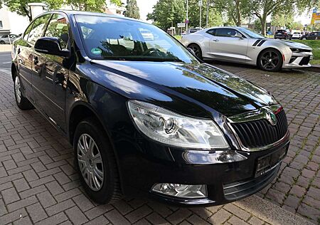 Skoda Octavia Lim. Ambition Scheckheft Klima PDC Sitzh