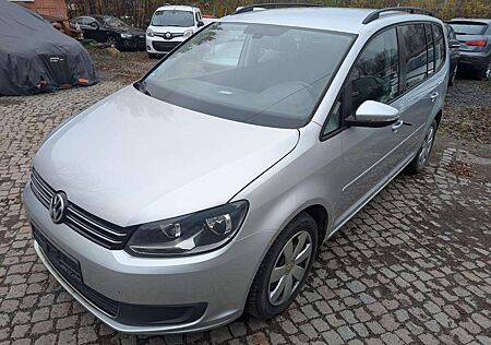 VW Touran Volkswagen 1.4 16V TSI 7 Sitzer Beule rechts