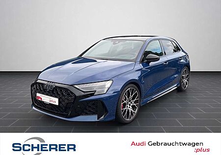 Audi RS3 Sportback *RS-ABGAS*PANO*SONOS*HUD*