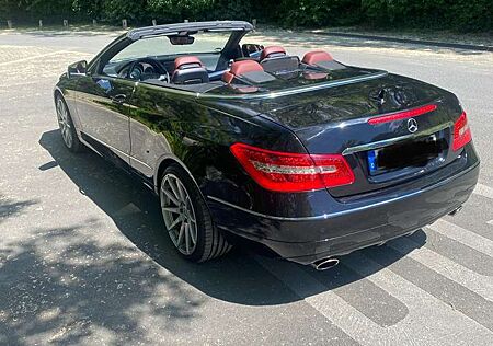 Mercedes-Benz E 350 CDI DPF Cabrio BlueEFFICIENCY 7G-TRONIC Eleg