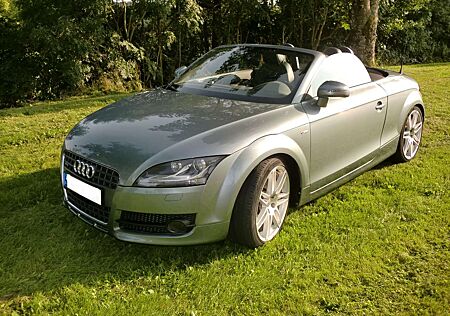 Audi TT Roadster 2.0 TDI quattro S-Line