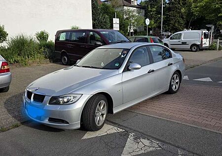 BMW 318 318i