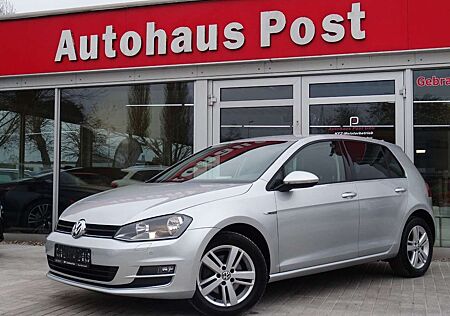 VW Golf Volkswagen VII Comfortline Navi Sitzheiz Tempomat PDC