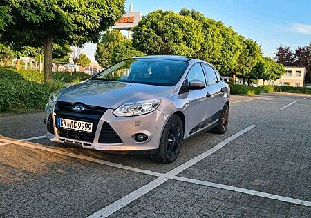 Ford Focus 2.0 TDCi DPF Aut. Titanium