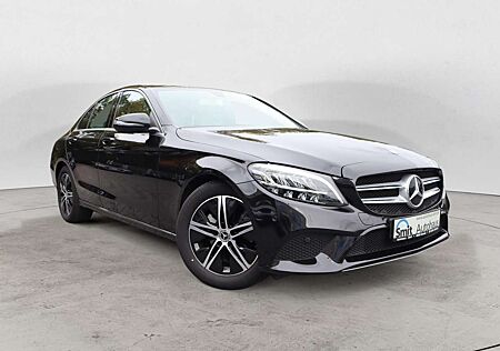 Mercedes-Benz C 180 C180 d Lim. Avantgarde 9G/ LED/ Kamera/ Leder