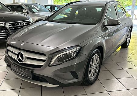 Mercedes-Benz GLA 200 CDI Automatik Xenon T-Leder