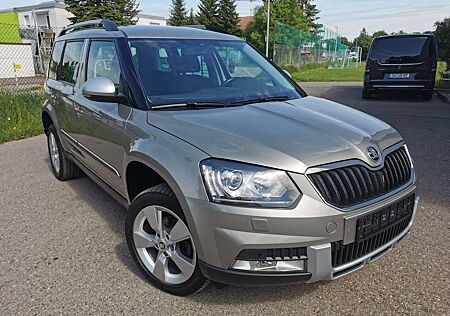 Skoda Yeti Elegance Outdoor 4x4 AHK Xenon Navi