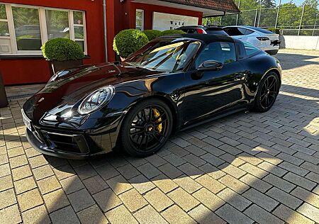 Porsche 992 Targa 4GtS Vollausstatung