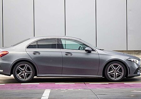 Mercedes-Benz A 180 A 180d 7G-DCT