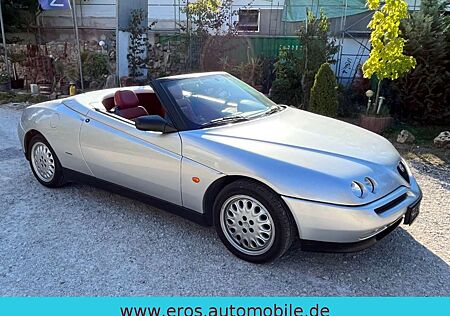 Alfa Romeo Spider 2.0 T.Spark/LEDER/