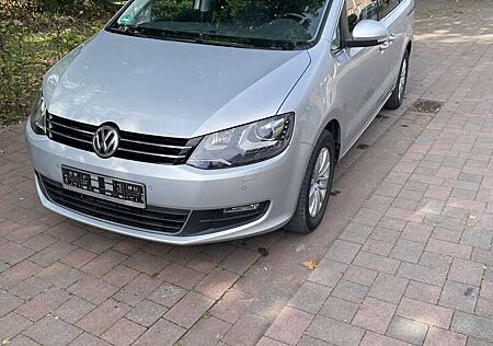 VW Sharan Volkswagen 2.0 TDI DSG (BlueMotion Technology) Highline