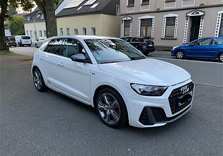 Audi A1 40 TFSI S line