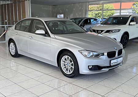 BMW 320 i Lim.+Automatik+Bi-Xenon+Scheckheft+1.Hand