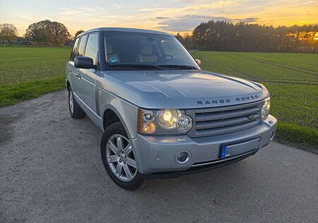 Land Rover Range Rover TDV8 Vogue