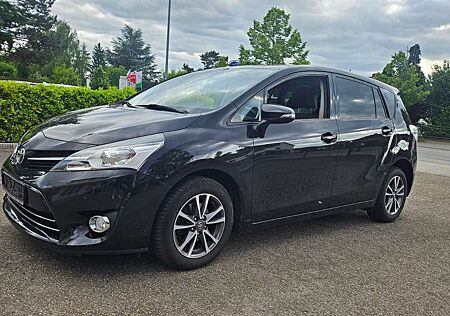 Toyota Verso SkyView Edition