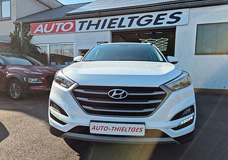 Hyundai Tucson 1,6ltr., AHK.,Navi, R-Kamera, 8 Fach Ber.