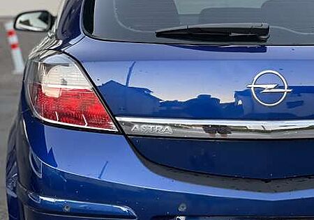 Opel Astra GTC 1.9 CDTI DPF Cosmo