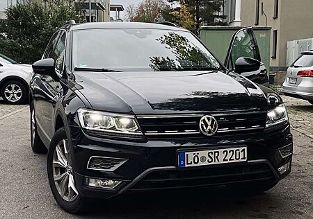 VW Tiguan Volkswagen 2.0 TDI SCR (BlueMotion Technology) DSG Trendline