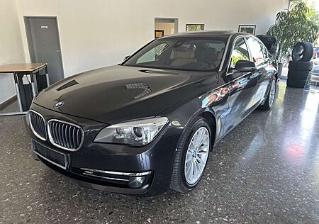 BMW 750 Ld xDrive*TOPZUSTAND*