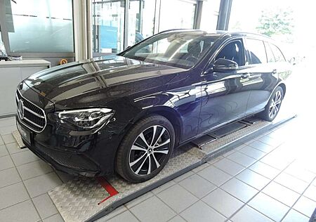 Mercedes-Benz E 300 e T Avantgarde/Night/LED/Pano-SD/Distronic