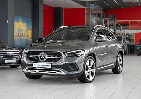 Mercedes-Benz GLA 200 *SPORT-FAHRWERK*HEAD-UP*PANO*360*LEDER*