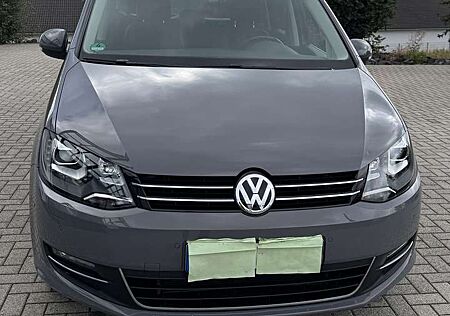 VW Sharan Volkswagen 2.0 TDI DSG 4Motion Highline