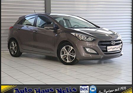 Hyundai i30 1,6 GDI blue Yes! Silver RFKam PDCh NaviTouc