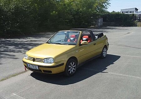 VW Golf Cabriolet Volkswagen Cabrio 1.8