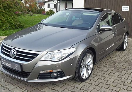 VW Passat CC Volkswagen 2.0 TDI DSG/XENON/DCC/18"ALU/PANO/NAVI/CLIMATRONIC