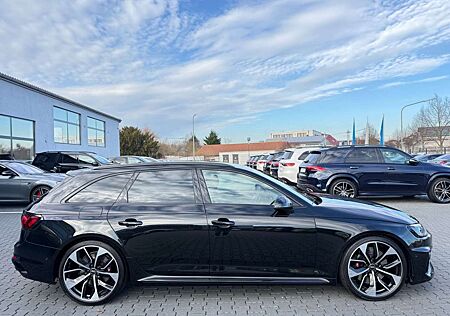 Audi RS4 *Avant*2.9TFSI*Quattro*360°B&O*MATRIX+*CARBON