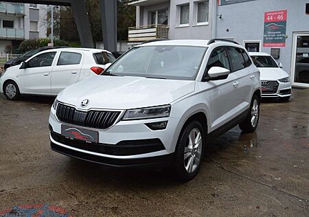 Skoda Karoq Diesel 2.0 TDI SCR 4x4 DSG Style*AHK*Navi*