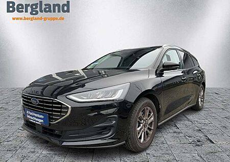 Ford Focus Titanium Turnier 1.0L EB 125PS