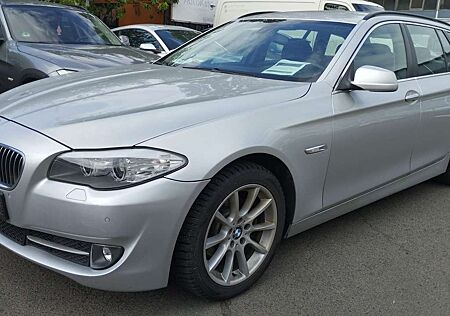 BMW 520 d El Sitze, PDC, neue Reifen voll Scheckheft