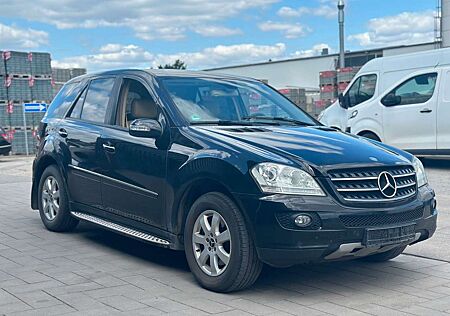 Mercedes-Benz ML 350 4Matic*Leder*Xenon*E-Sitze*2-Zonen*