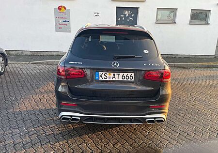 Mercedes-Benz GLC 63 AMG AMG GLC 63 S 4Matic+ AMG Speedshift MCT 9G