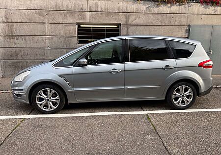 Ford S-Max 2.0 TDCi DPF Titanium