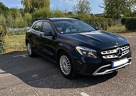 Mercedes-Benz GLA 180 Style
